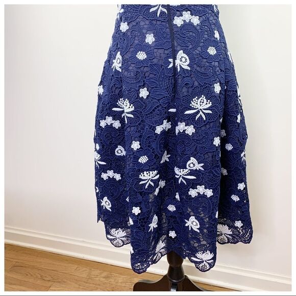 TALBOT RUNHOF Blue Lace Short Sleeved Cocktail Dress Sz 4‎ - Picture 7 of 16